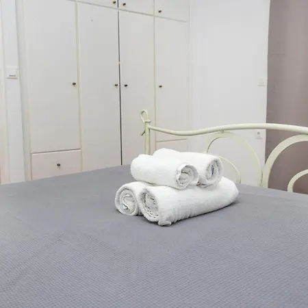 Διαμέρισμα Depis Economy Naxos City